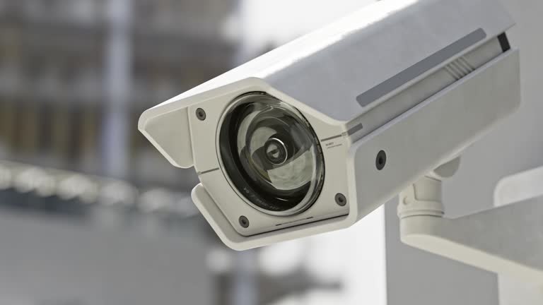 camera-de-monitoramente-investigacao-defensiva